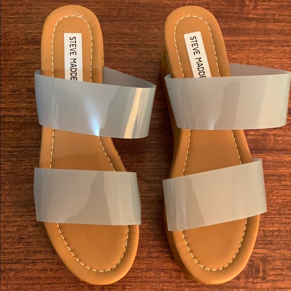 Brand New Steve Madden Blue Strap Platform Heels